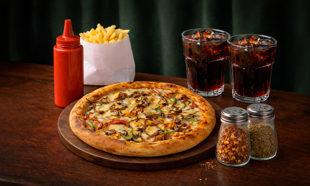 Paneer Family Meal – Combo meal at Mirako Pizzerria